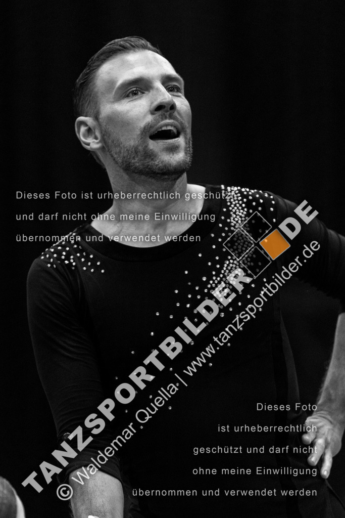 20230415-11957 | Hier finden Sie Tanz Bilder vom Latein und Standard Formationen tanzen. Sportbilder vom Tanzsport. Schöne Fotos und von Weltmeisterschaft, Europameisterschaft, Bundesliga, Regionalliga, Oberliga und Landesliga sowie von GOC Stuttgart, DanceComp, WM Bremen