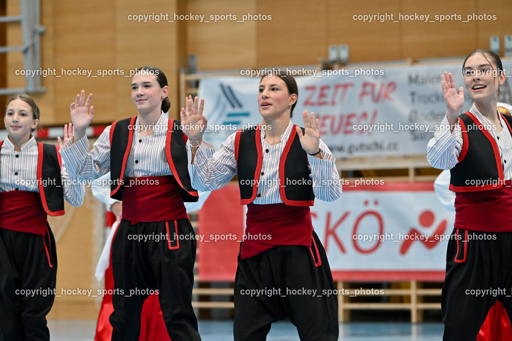 Carinthia Flamengo Futsal Club vs. FC Ljuti Krajisnici | Volkstanzgruppe Kid Divanhana, Carinthia Flamengo Futsal Club vs. FC Ljuti Krajisnici, Carinthia Flamengo Fusal Club vs. FC Ljuti Krajisnici am 12.10.2025 in Klagenfurt (Ballspielhalle Viktring), Austria, (Photo by Bernd Stefan)