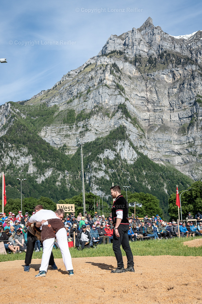 Schwingen -  Glarner Bündner 2024 | Glarus, 20.5.24, Schwingen - Glarner Bündner.