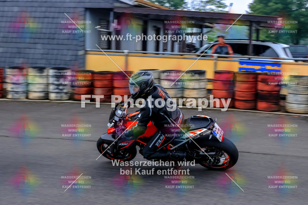 _TCM2990 | Hier findet Ihr Bilder von Touristenfahrten auf der Nürburgring Nordschleife oder von anderen Veranstaltungen die ich besucht habe. Viel Spass beim Durch Schauen 