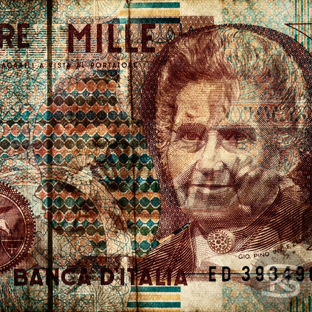 ITALIEN - Maria Montessori | Ärztin und Reformpädagogin, 1870-1952 | Entdecken Sie "Gesichter der Währungen" – eine einzigartige Fotoserie von Stefan Kuhn, die Banknoten aus aller Welt als Kunstwerke neu interpretiert. Vorder- und Rückseite verschmelzen zu faszinierenden Kompositionen.  - Realisiert mit Pictrs.com