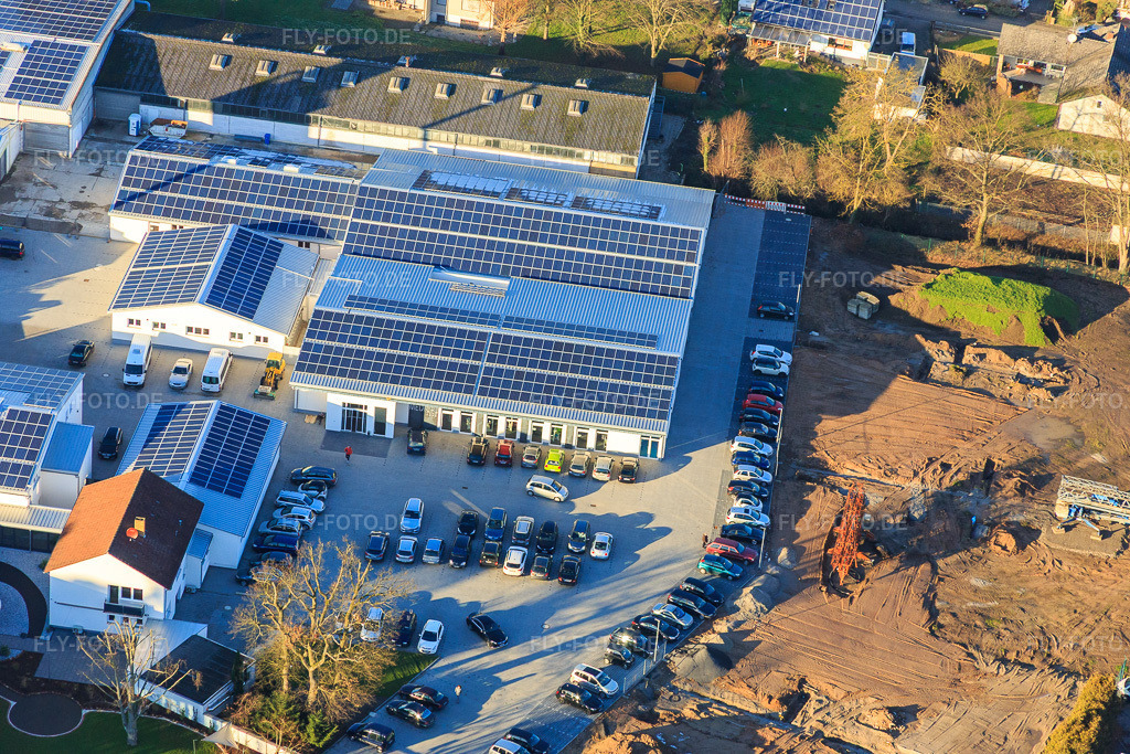 Luftbild: Quartier Lanzet mit Hagebau Kompakt - Gillet Baustoffe GmbH in Herxheim bei Landau im Bundesland Rheinland-Pfalz in Deutschland. Foto: IMG_076500.jpg vom 05.01.2015 durch Werner Riehm/FLY-FOTO.deGillet Webseite