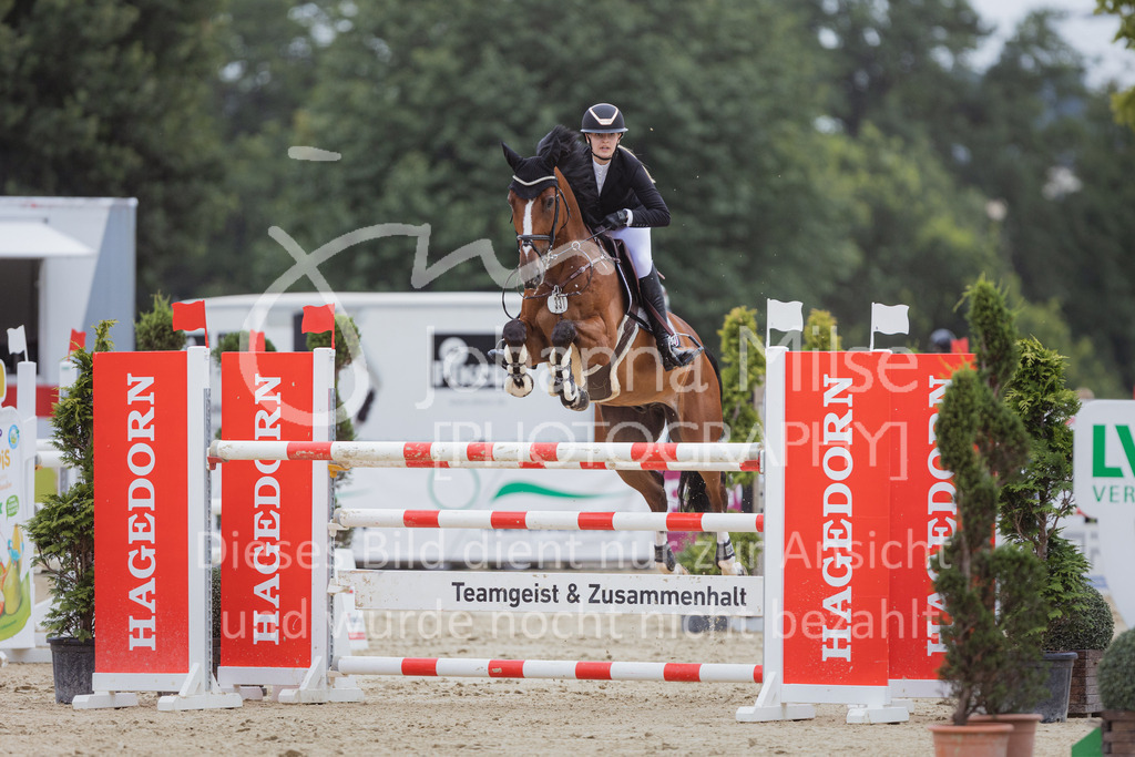 220729_BHO_GT_M2-Spr_1-251 | Deine schönsten Turniermomente als professionelle Fotos! Entdecke hochwertige Pferdesport-Fotografie im Online-Shop. Jetzt Fotos finden & bestellen!