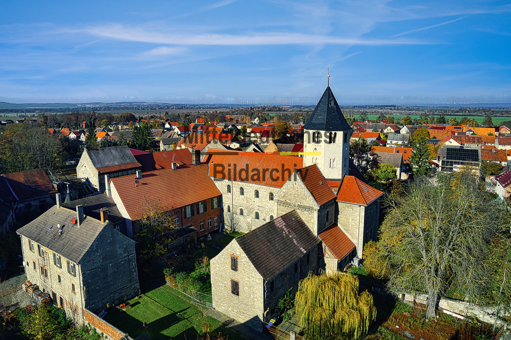 Kloster_Gröningen_Klosterkirche_St_Vitus_Luftbild_0007_GEN_2 | Klosterkirche in Kloster Gröningen - Realisiert mit Pictrs.com