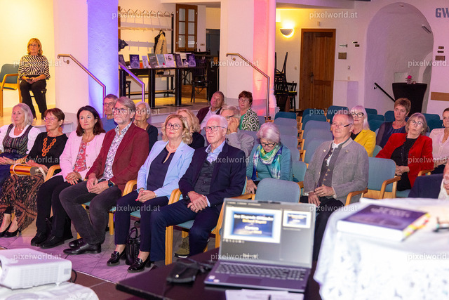 Buchpräsentation "Opern der Welt als Balladen" von Sonja Pistracher | Bildershop von pixelworld.at - Realisiert mit Pictrs.com