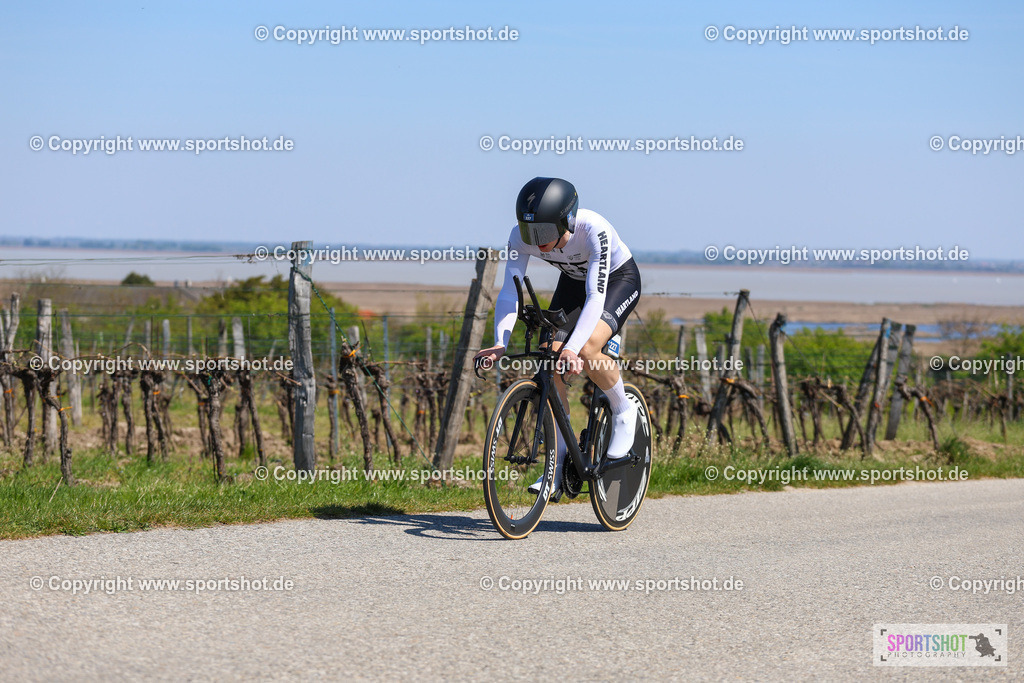 IMG_9054 | @sportshot_your_pictrs #yourpictures#roadtowm2029 #nrm #neusiedlerseeradmarathon #neusiedlersee #neusiedlerseetourismus #burgenland #mörbisch #nrm26 #burgenlandtourismus #voglundco #poweredbyburgenlandtourismus #radsport #rad #marathon #ucigranfondo #visitburgenland #ucigranfondoworldseries