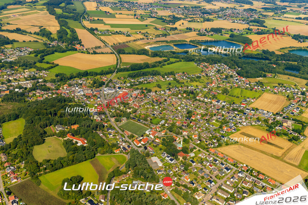 Luftbild Vs Google Maps  Pivitsheide  Detmold -Das Luftbild wurde 2025 vom UL-Flugzeug heraus erstellt ( keine Drohnenluftbilder ) - Hochauflösende Luftaufnahme -Nicht vergleichbar mit Google Maps oder Satelittenbilder- Die Geschenkidee !Mit Lizenz und Bildrechte bestellbar