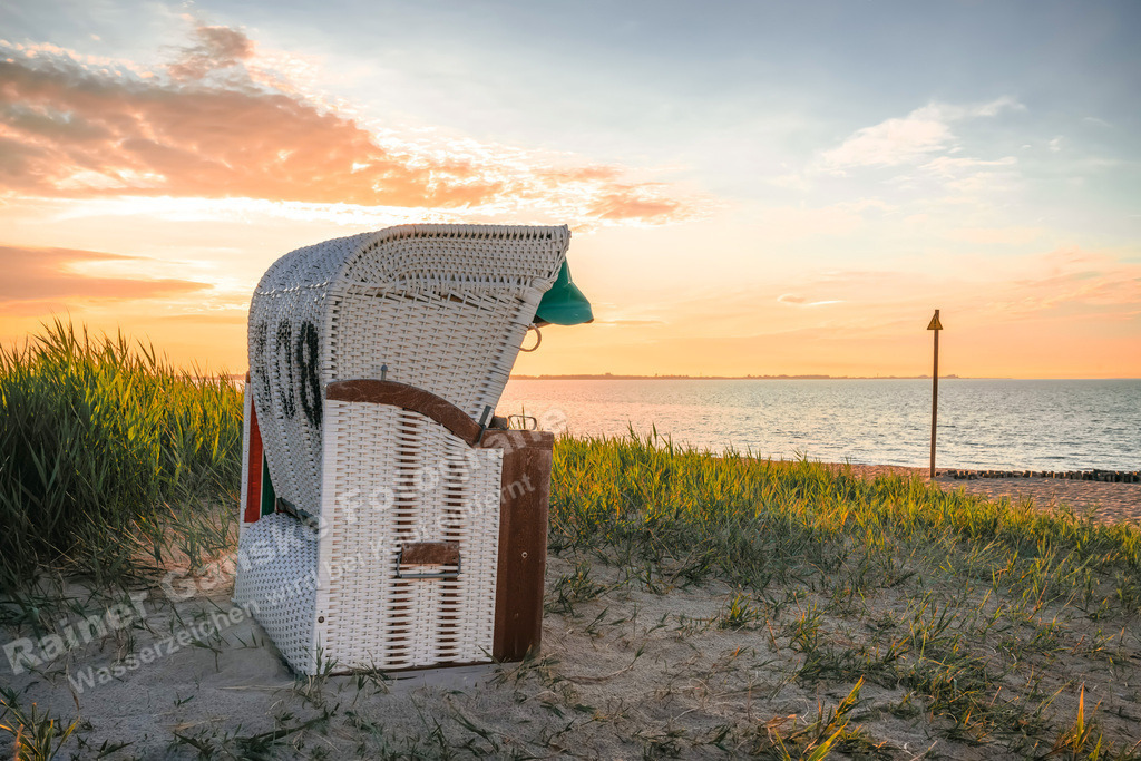122 Hooksiel Strand - 24-06-2022 -R Ganske.jpg | Rainer Ganske, www.RainerGanskeFotografie.de, www.RainerGanskeShop.de - Realisiert mit Pictrs.com