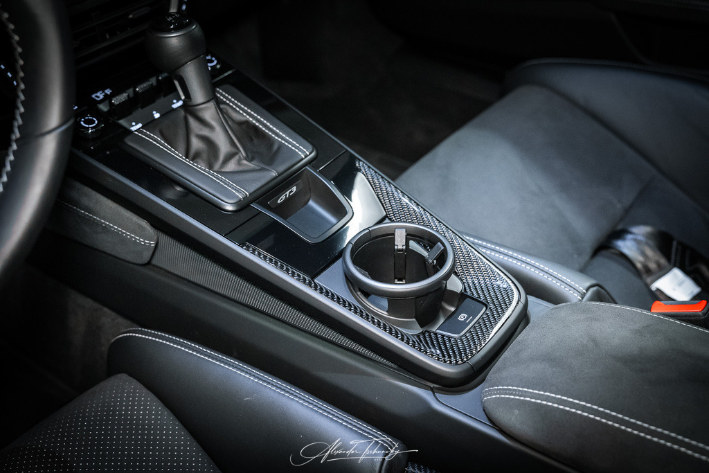 R6PZ3595 _AL | Entdecken Sie die faszinierende Welt von Alexander Tschuncky Arts: Kreative Fotografie, atemberaubende Automobilkunst und hochwertiger Bilderdruck. Lassen Sie sich inspirieren! - Realisiert mit Pictrs.com