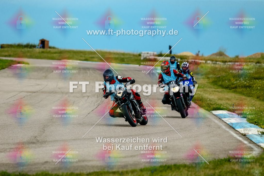 Chambley Juli-3043 | Hier findet Ihr Bilder von Touristenfahrten auf der Nürburgring Nordschleife oder von anderen Veranstaltungen die ich besucht habe. Viel Spass beim Durch Schauen 