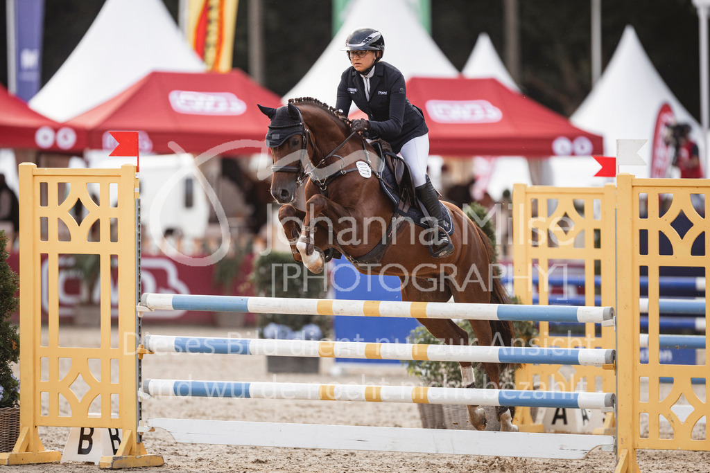 240906_BuCha_PonyA-5j-114 | Deine schönsten Turniermomente als professionelle Fotos! Entdecke hochwertige Pferdesport-Fotografie im Online-Shop. Jetzt Fotos finden & bestellen!
