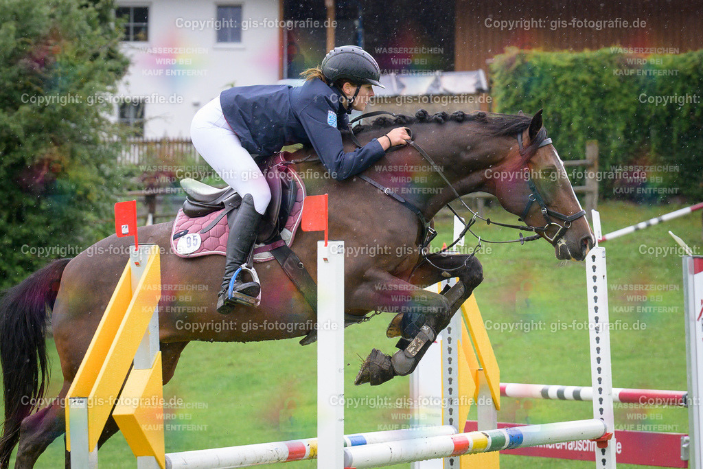 095_Gast_Lucia_Lysienna_A1_Springen_250802_08 | gis-fotografie