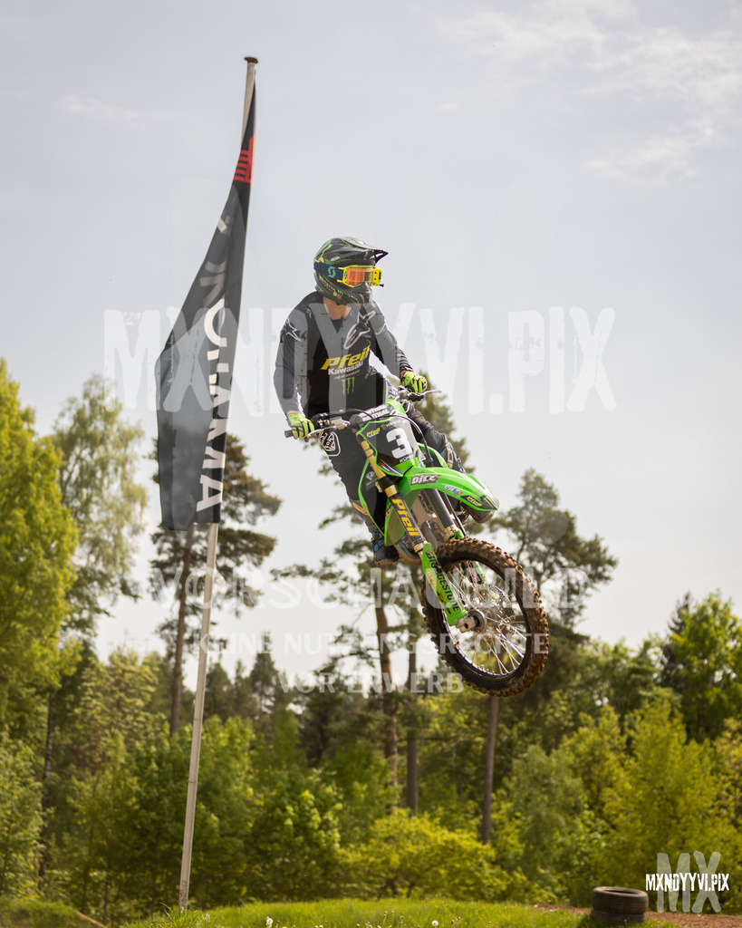 866A6090 | mxndyyvipix