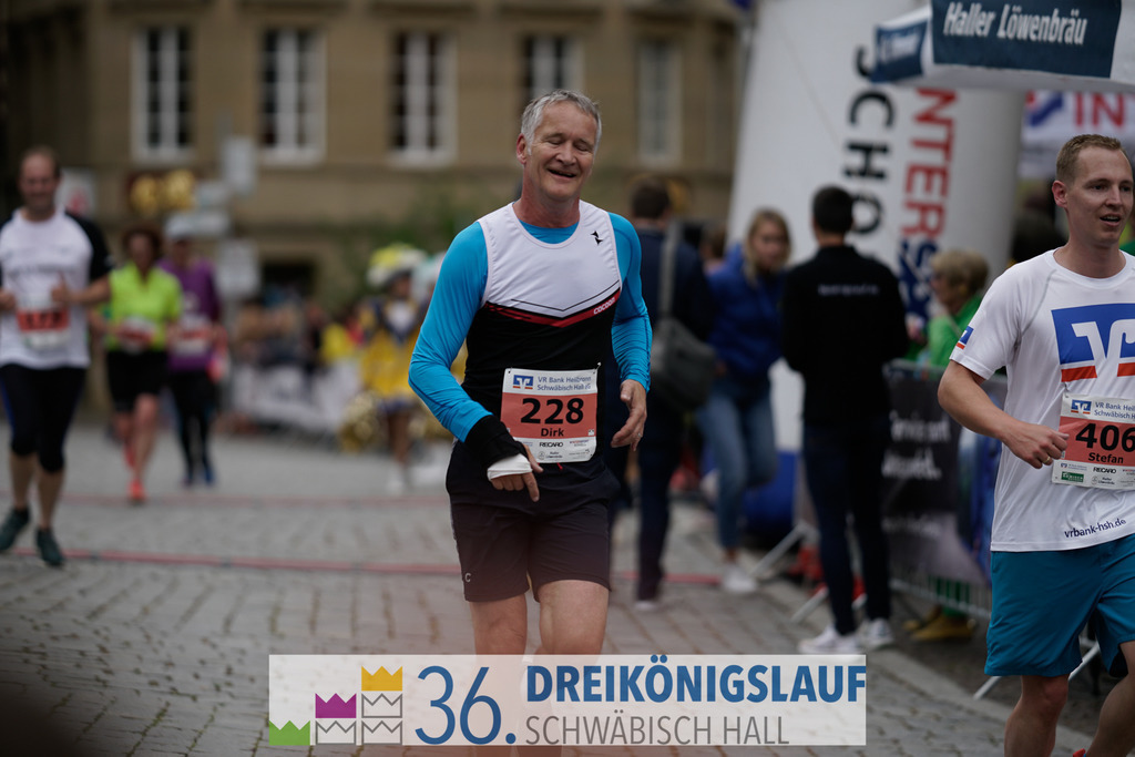 VR Bank Hauptlauf 10km | 3königslauf 2022 VR Bank Hauptlauf - Realisiert mit Pictrs.com