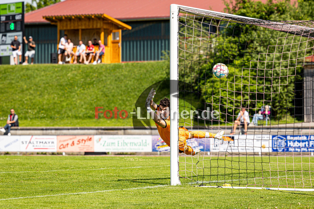 TSV Peißenberg vs SV Münsing-Ammerland | Abstiegs Qualifikationsrunde Kreisliga Gruppe C, TSV Peißenberg vs SV Münsing-Ammerland, 20240511,
Tor Peißenberg,
2024-05-11 in Peißenberg (Sportplatz Peißenberg)
Tobias WERNER (SVM Goalie 1)
Copyright: WolfgangxLindner www.foto-lindner.de