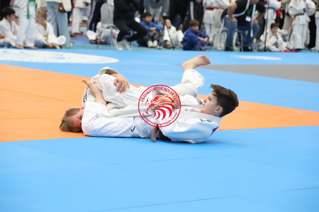 1J7A2885 | Fotos vom Adler Cup - Pictures from Adler Cup

Hier findet Ihr alle Eindrücke und großen Momente der Adler Cup Wochenenden. Here you will find all impressions and great moments of the Adler Cup weekends. - Realisiert mit Pictrs.com