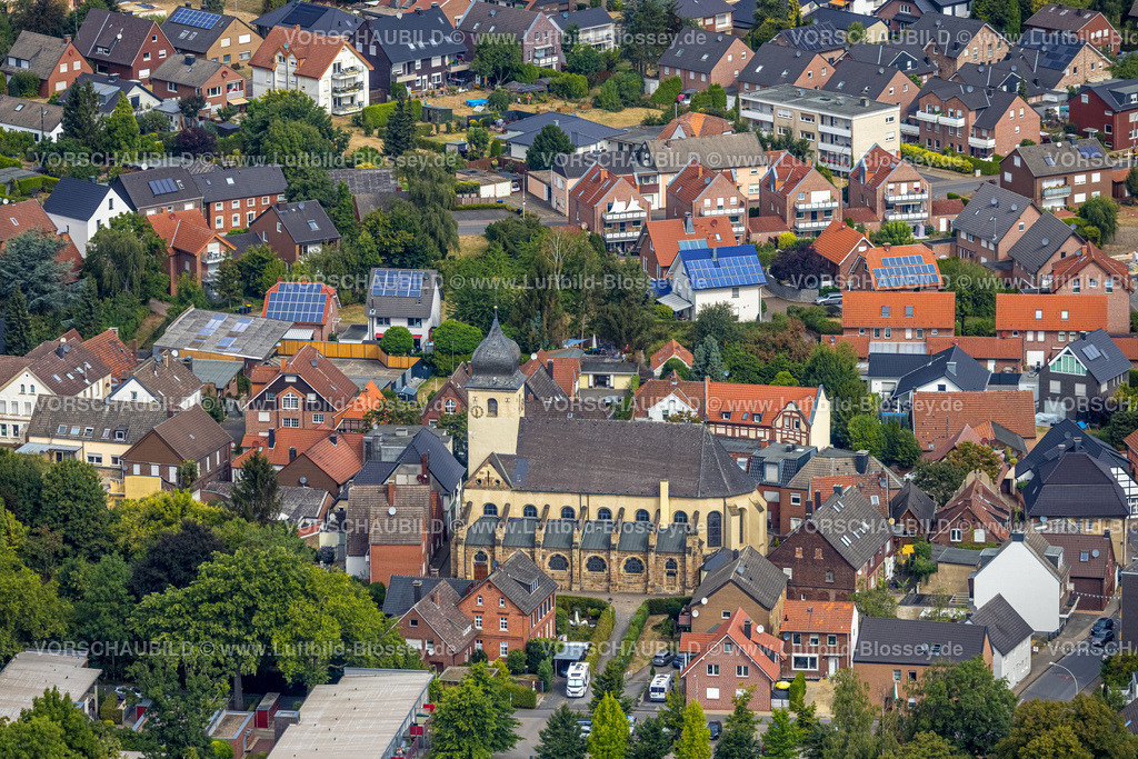 Selm220810361Bork | Luftbild von Selm-Bork mit der kath. Kirche St. Stephanus Bork, Selm, Ruhrgebiet, Nordrhein-Westfalen, Deutschland