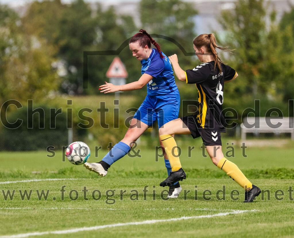 2023-09-03_129_Teamware_Cup_2023 | Oberding, Deutschland, 03.09.2023:
Fußball, TS Teamwear Cup 2023, Vorrunde, FC Schwaig gegen FC Langengeisling, Endergebnis: 

Foto: Christian Riedel / fotografie-riedel.net