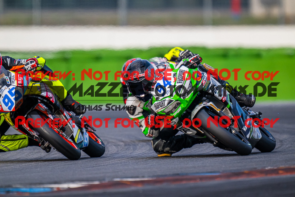 MaZZes_FotoMatrix_220924_3813 | IDM300