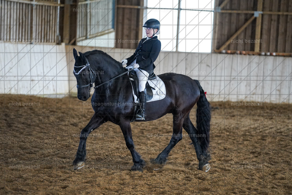 20230518-FAH03661 | Frühjahrsturnier, landberg am Lech, 2023, Reitclub Landsberg, Turnierbilder, Fotos Turnier Landsberg, Fotoagentur Herrmann, Turnierfotografen Bayern, reitsport Fotograf, Pferde Fotograf