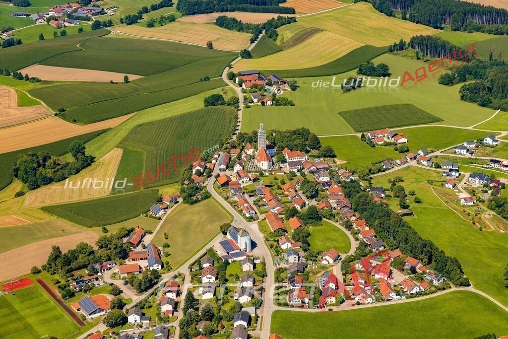 niederbergkirchen-vs-google-maps-2079-jahr-2025 | Luftaufnahme von Niederbergkirchen - Die Luftaufnahme wurde 2025 vom UL-Flugzeug heraus erstellt ( keine Drohne ) - Hochauflösende Luftaufnahme - für professionelle Ausdrucke geeignet. Die Geschenkidee !Mit Lizenz und Bildrechte bestellbar