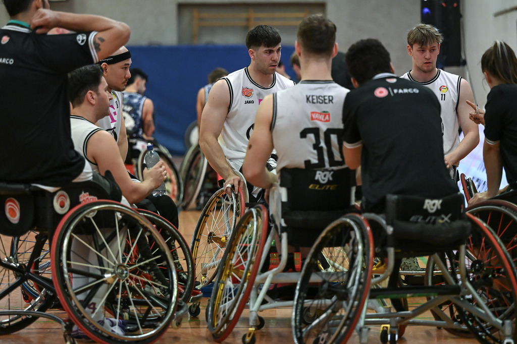 gml_053 | Fotos von Basketballspielen aus dem Raum NRW fotografiert von Gero Mueller-Laschet und Daniel Schaefer - Realisiert mit Pictrs.com