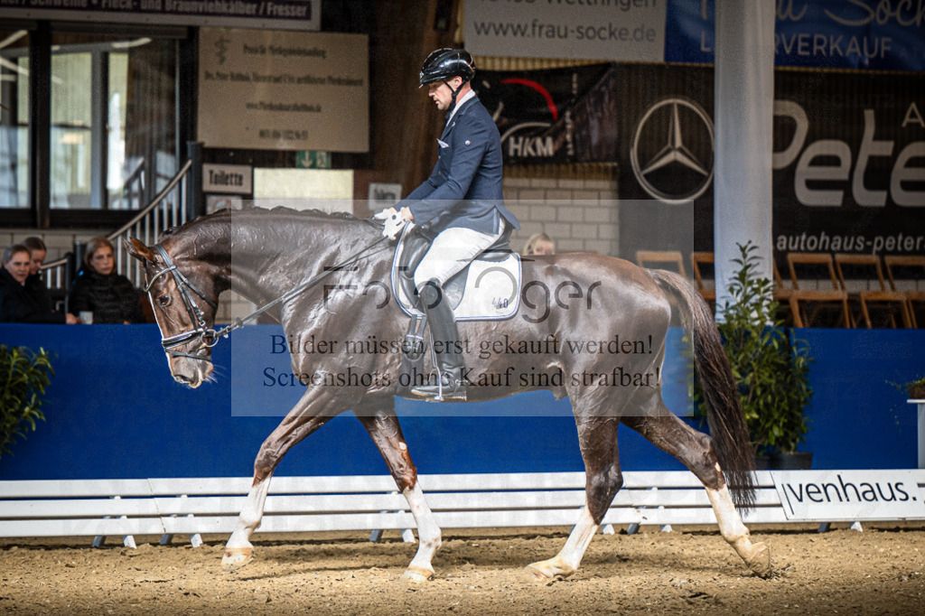 DOS_0114 | Entdecke hochwertige Reitturnierfotos von Foto Oger. Professionell, emotional und authentisch – jetzt Lieblingsmomente im Shop bestellen.Deutschlandweite Turnierfotografie. - Realisiert mit Pictrs.com