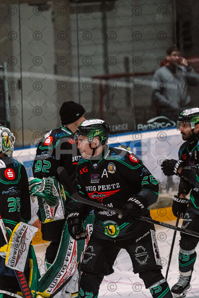 Alligators_vs_Riessersee_03_02_2026-01 | Höchstadt Alligators Fotogalerie: Eishockey-Action aus Franken. Professionelle Spielfotos, Portraits & Stadionbilder zum Download. Jetzt entdecken! - Realisiert mit Pictrs.com