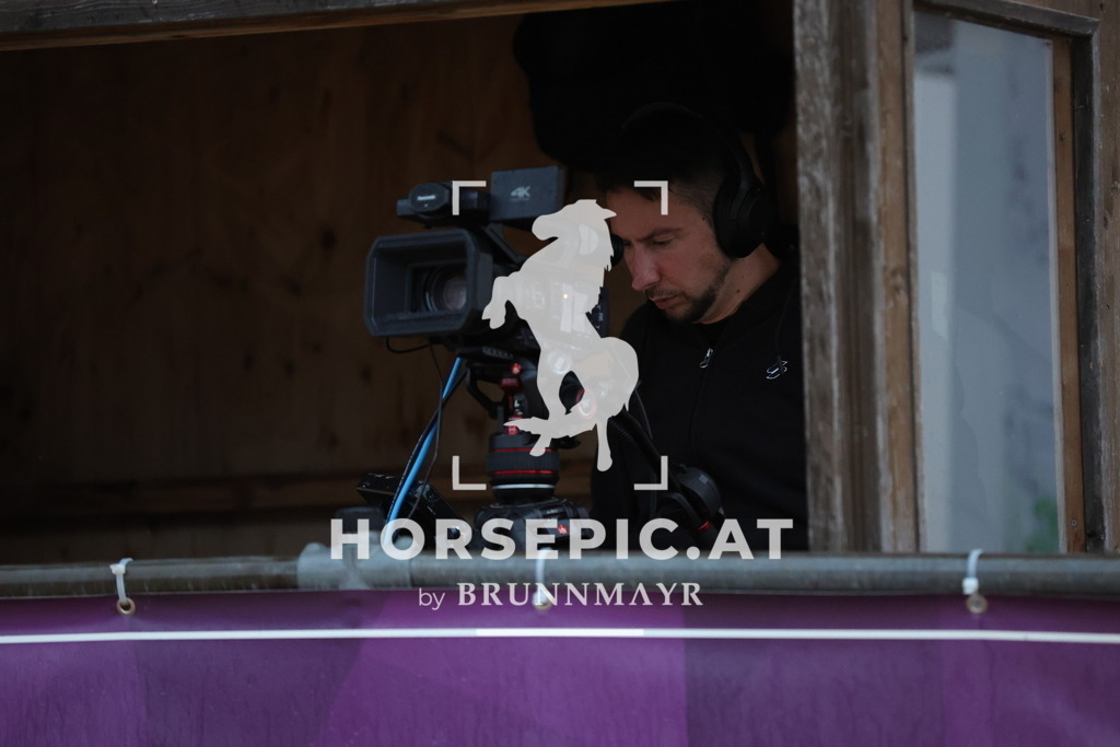 0P6A6101 | Willkommen bei Brunnmayr - Design & Fotografie – Ihrem Spezialisten für Reitturniere und Pferdeveranstaltungen in Oberösterreich, Salzburg und Bayern! Seit über 17 Jahren sind wir leidenschaftlich dabei.