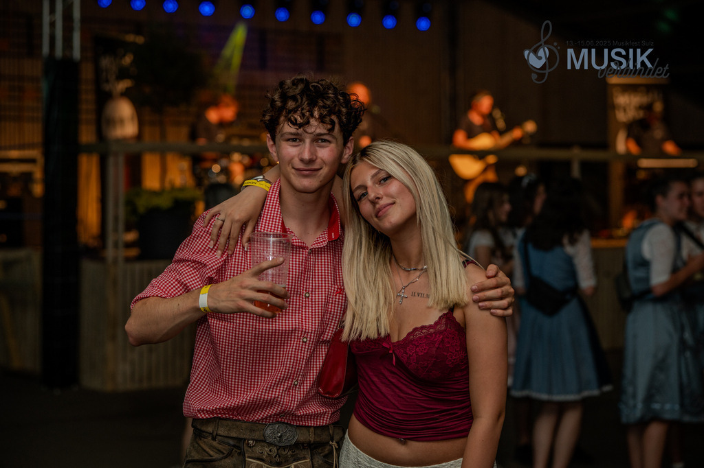 DSC_3420 | "Fussifoto.com – Ihr Ansprechpartner für hochwertige Fotografie! Entdecken Sie kreative Bilder und professionelle Dienstleistungen. Kontaktieren Sie uns für Ihre Projekte!"