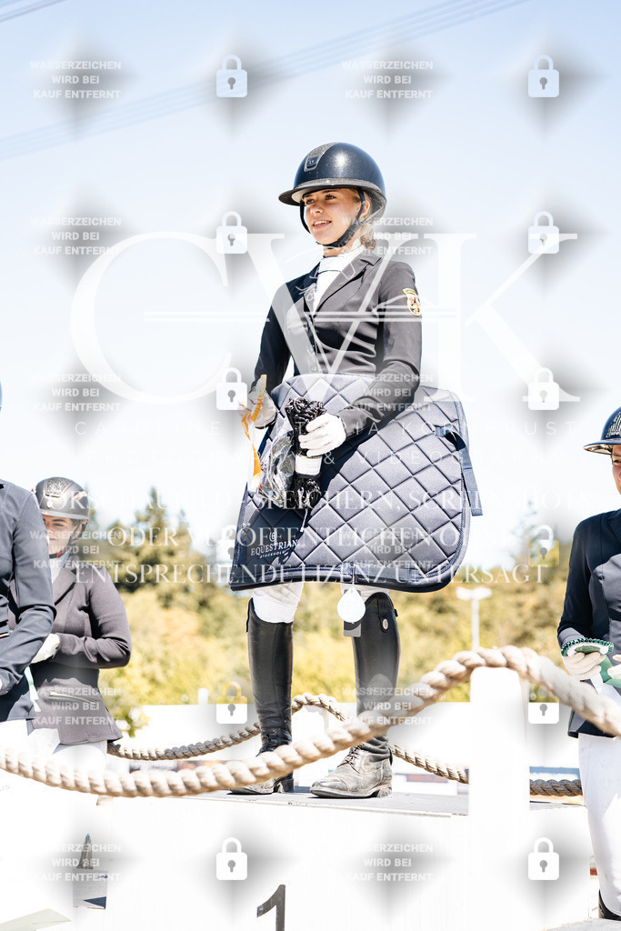 CK704935 | Turnierfotografie Pferdefotografie Trier Rheinland-Pfalz Pferdesport Reitsport Tierfotografie Sportfotografie Pferdevideo Pferdevideografie Equestrianvideography equestrianphotography  - Realisiert mit Pictrs.com