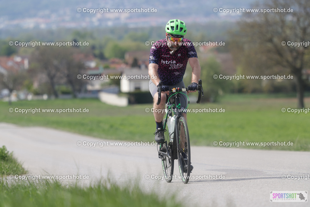 368A6095 | Neusiedlersee Radmarathon 2026@sportshot_your_pictrs #yourpictures#roadtowm2029 #nrm #neusiedlerseeradmarathon #neusiedlersee #neusiedlerseetourismus #burgenland #mörbisch #nrm26 #burgenlandtourismus #voglundco #poweredbyburgenlandtourismus #radsport #rad #marathon #ucigranfondo #visitburgenland #ucigranfondoworldseries
