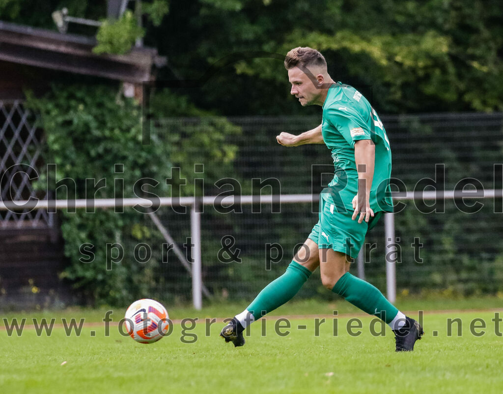 2023-08-26_089_TSV_Ebersberg_gegen_TSV_Oberpframmern | Ebersberg, Deutschland, 26.08.2023:
Fußball, Kreisliga 2023 / 2024, 2. Spieltag, TSV 1877 Ebersberg gegen TSV Oberpframmern, Endergebnis: 5:1

Dominik Pries (TSV 1877 Ebersberg, #16)

Foto: Christian Riedel / fotografie-riedel.net