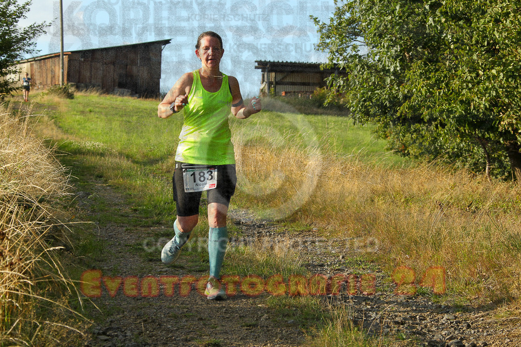 250801_1919_EV4_8540 | Sportfotografie im Rhein-Sieg Kreis, Köln, Bonn, NRW, Rheinland Pfalz, Hessen, etc. Unser Tätigkeitsfeld umfasst den Laufsport vom Volkslauf über den Marathon, Duathlon, Triathon bis zum Ultralauf wie Kölnpfad Ultra oder Schindertrail.