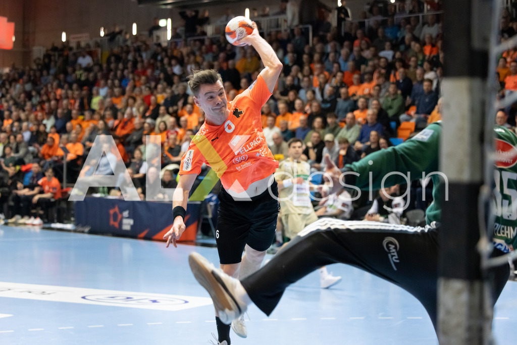 Handball I Herren I Saison 2025-2026 I EHF EUROPEAN LEAGUE 2025/26 | Men I Main Round I 2. Spieltag I Kadetten Schaffhausen - TSV Hannover-Burgdorf I 24.02.2026 | 6 Odinn Rikhardsson (IS) (Kadetten Schaffhausen) – Flügel rechts - Realisiert mit Pictrs.com