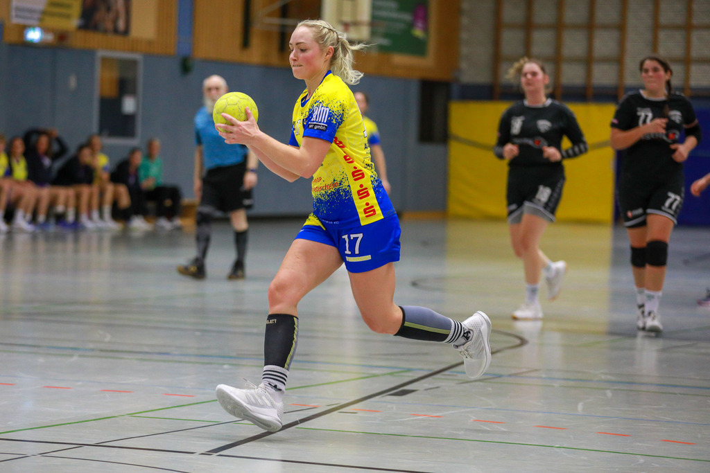 SVN_TvVoerde_021124_110 | Bildergalerie von Sport-Ereignissen aber auch von weiteren spannenden Dingen - nicht nur vom Niederrhein. In Anlehnung an den bekannten Spruch von Hanns Dieter Hüsch heißt das Motto: "Niederrhein ist überall".  - Realisiert mit Pictrs.com