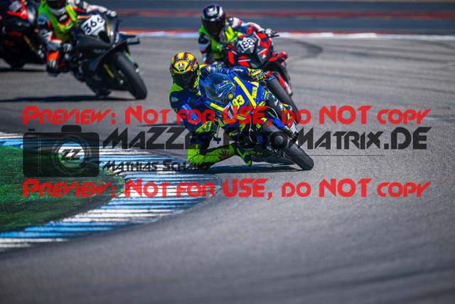 MaZZes_FotoMatrix_240520_6007705_7386 | GELB