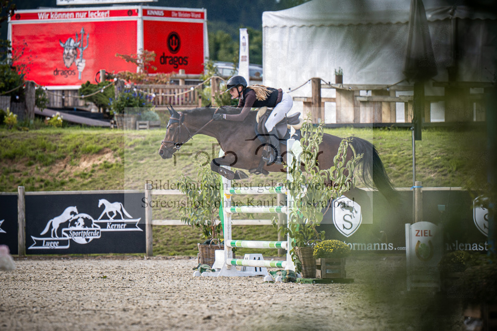 DOS_6158 | Entdecke hochwertige Reitturnierfotos von Foto Oger. Professionell, emotional und authentisch – jetzt Lieblingsmomente im Shop bestellen.Deutschlandweite Turnierfotografie. - Realisiert mit Pictrs.com