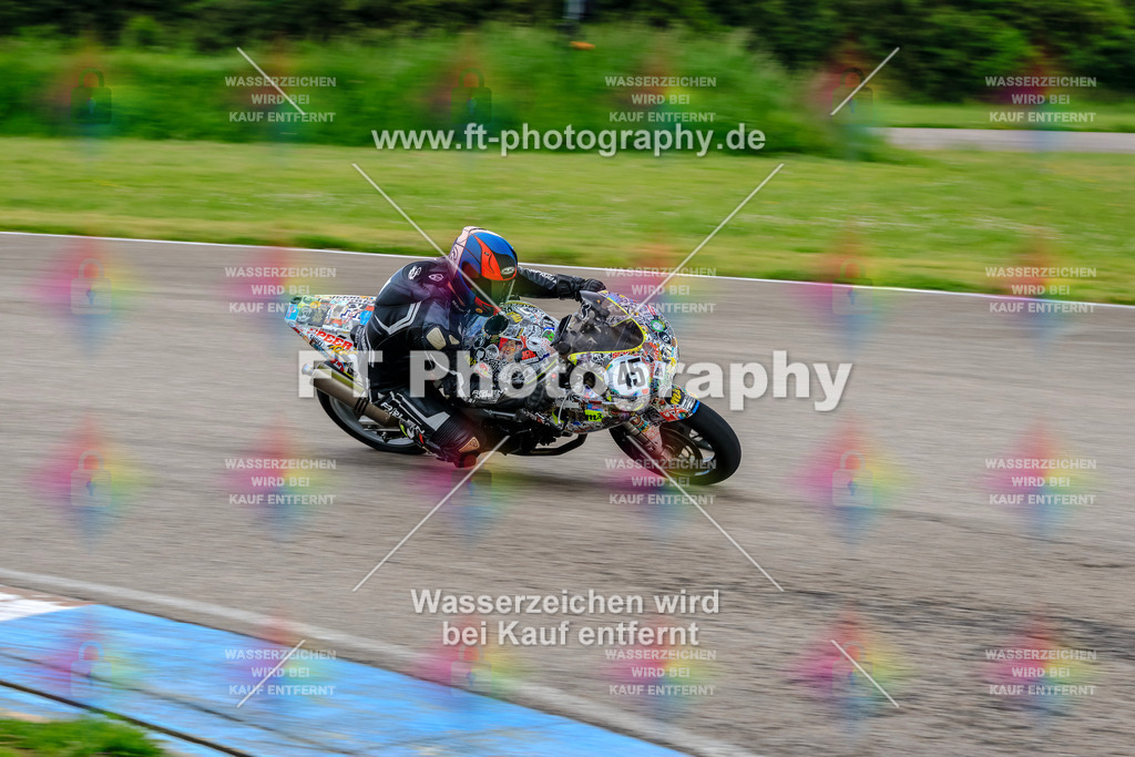 MotoTeam-9464 | Hier findet Ihr Bilder von Touristenfahrten auf der Nürburgring Nordschleife oder von anderen Veranstaltungen die ich besucht habe. Viel Spass beim Durch Schauen 