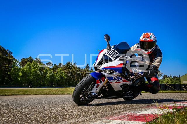 0100-260509DCB-011_100 | Deine Full-Service-Agentur für ✔️Videoproduktionen und ✔️Motorsportfotografie Jetzt Angebot anfragen!
