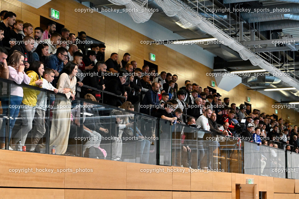 Carinthia Flamengo Futsal Club vs. FC Ljuti Krajisnici | Besucher Ballspielhalle Viktring, Carinthia Flamengo Futsal Club vs. FC Ljuti Krajisnici, Carinthia Flamengo Fusal Club vs. FC Ljuti Krajisnici am 12.10.2025 in Klagenfurt (Ballspielhalle Viktring), Austria, (Photo by Bernd Stefan)