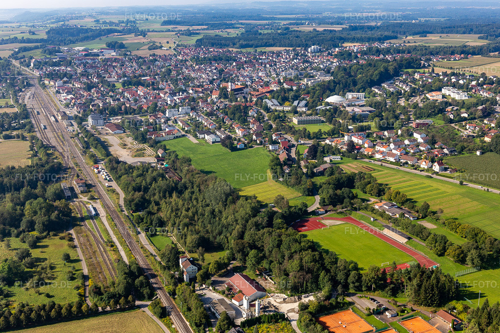 Luftbild: Sportstadion Aulendorf in Aulendorf im Bundesland Baden-Württemberg in Deutschland. Foto: IMG_129061.jpg vom 04.09.2021 durch Werner Riehm/FLY-FOTO.de