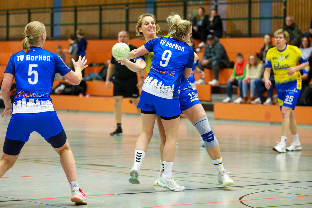 SVN_TvBorken_III_161124_HZ2_045 | Bildergalerie von Sport-Ereignissen aber auch von weiteren spannenden Dingen - nicht nur vom Niederrhein. In Anlehnung an den bekannten Spruch von Hanns Dieter Hüsch heißt das Motto: "Niederrhein ist überall".  - Realisiert mit Pictrs.com