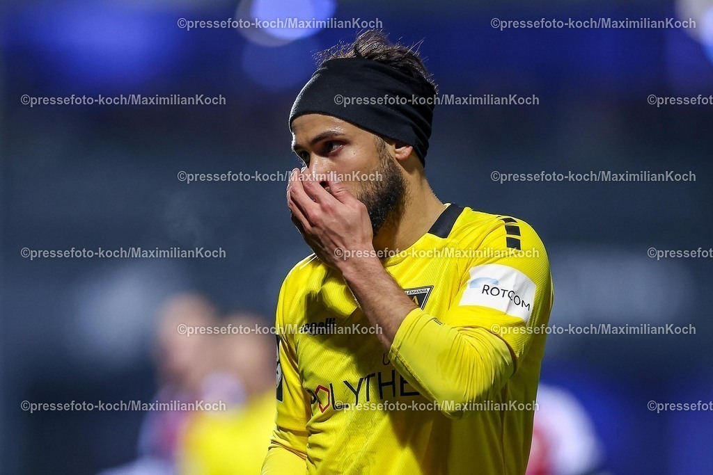 FCVK14022502135 | 14.02.2025, Fußball, FC Viktoria Köln – Alemannia Aachen, 3.Liga, Sportpark Höhenberg, Saison 2024 2025: Anas Bakhat (Alemannia Aachen #10)DFB regulations prohibit any use of photographs as image sequences and or quasi-video.