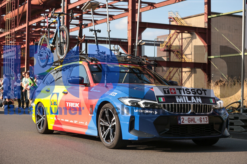 SES_DEUTOU20250820-194 | bond - Realisiert mit Pictrs.com