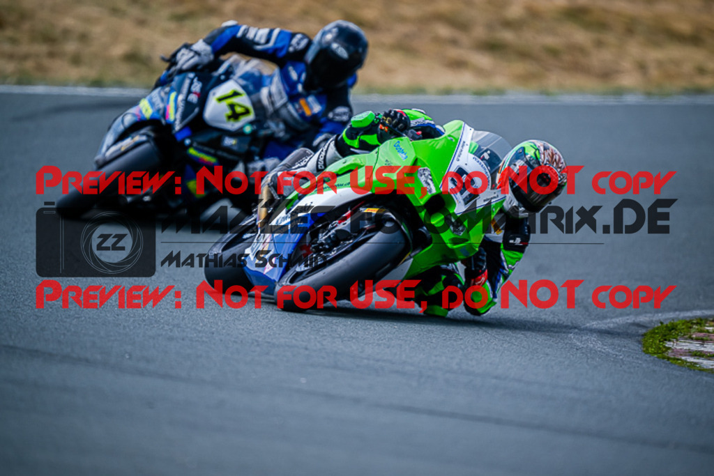 MaZZes_FotoMatrix_220724_3278 | IDM1000