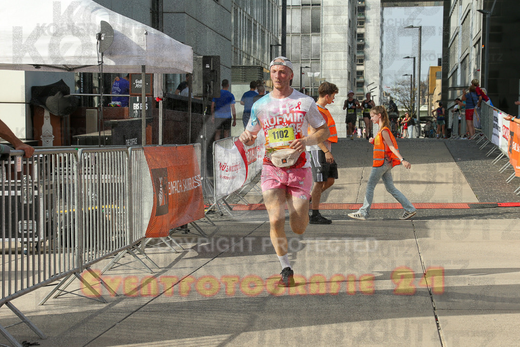 250920_1544_EX1_0576 | Sportfotografie im Rhein-Sieg Kreis, Köln, Bonn, NRW, Rheinland Pfalz, Hessen, etc. Unser Tätigkeitsfeld umfasst den Laufsport vom Volkslauf über den Marathon, Duathlon, Triathon bis zum Ultralauf wie Kölnpfad Ultra oder Schindertrail.