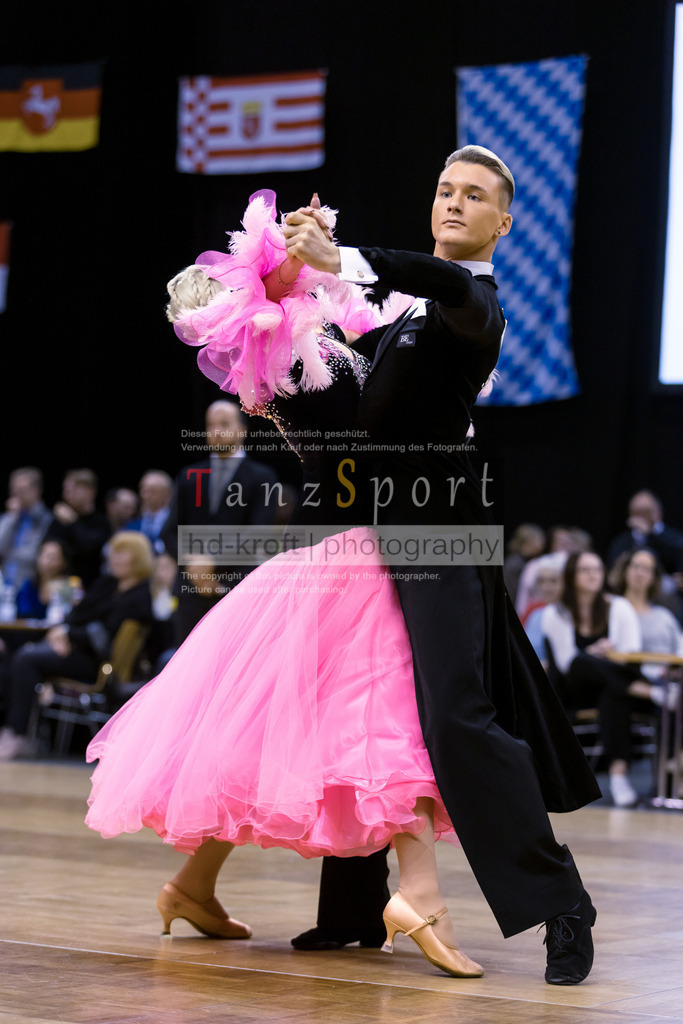 20241102_DM_HGR_Std_09877 | Tanzsportbilder, Standardtanz, Lateintanz, WDSF, DTV, LTVB, dancecomp, goc, hessen tanzt, blaues band der spree, walzer, tango, wiener walzer, slowfox, quickstepp, samba, rumba, cha-cha-cha, paso doble. jive, hd-kroft photography, turniertanzsport