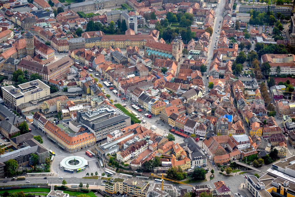 4060280 | BAYREUTH 07.09.2021 Altstadtbereich und Innenstadtzentrum in Bayreuth im Bundesland Bayern, Deutschland. // Old Town area and city center in Bayreuth in the state Bavaria, Germany. Foto: Gerhard Launer