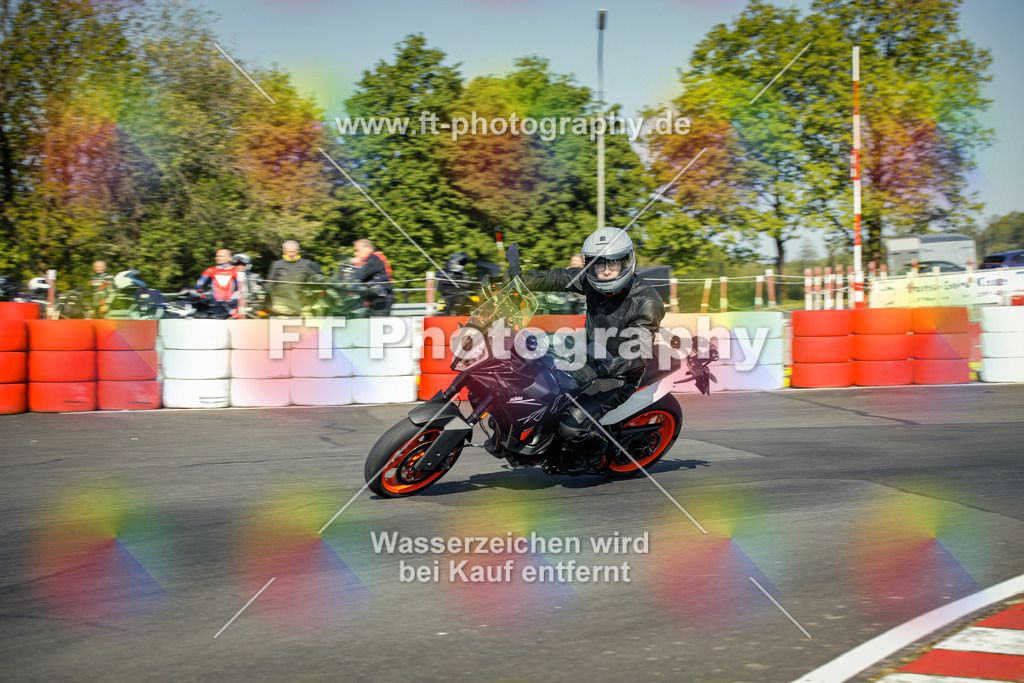 OBK_Mai_Volker_Adam-10109 | Hier findet Ihr Bilder von Touristenfahrten auf der Nürburgring Nordschleife oder von anderen Veranstaltungen die ich besucht habe. Viel Spass beim Durch Schauen 
